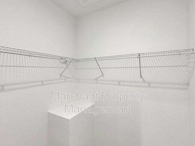 Building Photo - 3717 Greenpond Rd