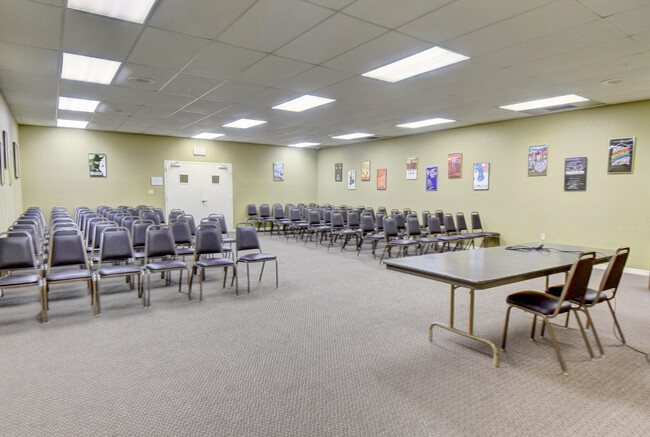 Building Photo - 4049 Wolverton C