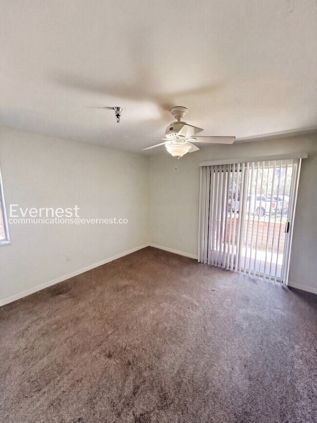 Building Photo - 10265 Gandy Blvd N