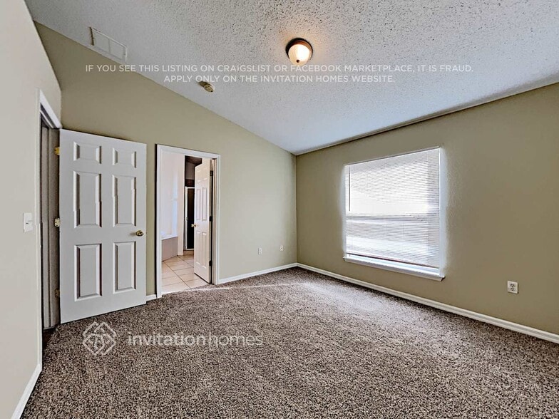 Building Photo - 8509 Blackberry Ave