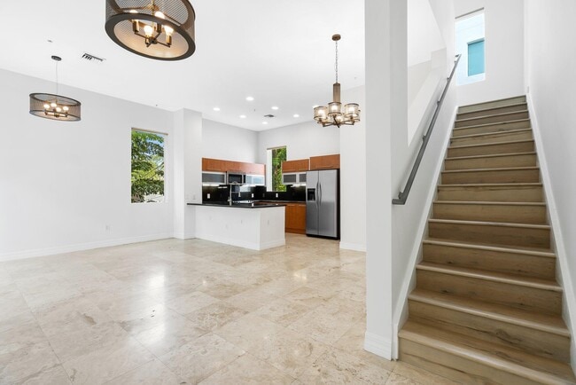 Building Photo - 775 NE 4th Ave