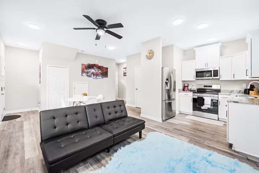 Primary Photo - Room in Townhome on Mobley St