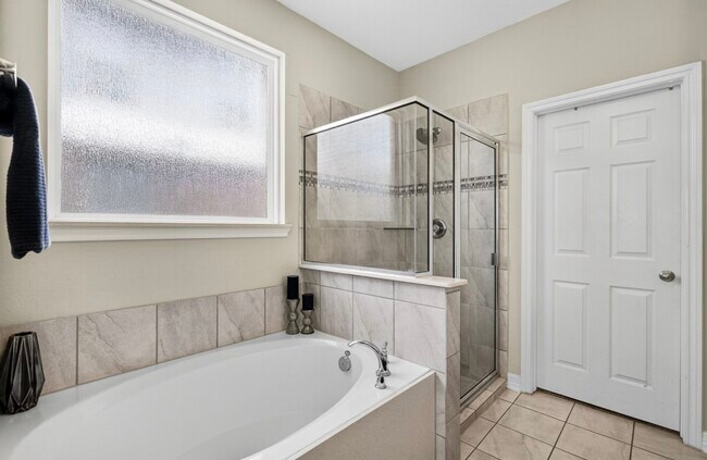 Building Photo - 9411 Isabel Bay Ln