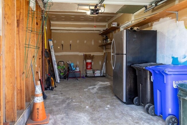 Building Photo - 15014 Courtland Pl