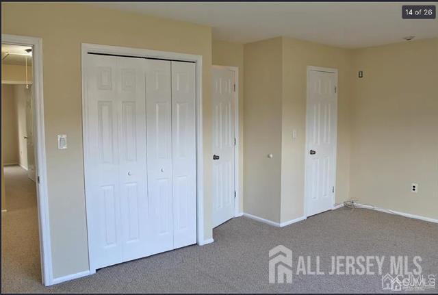 Building Photo - 1363 Thomas Ave