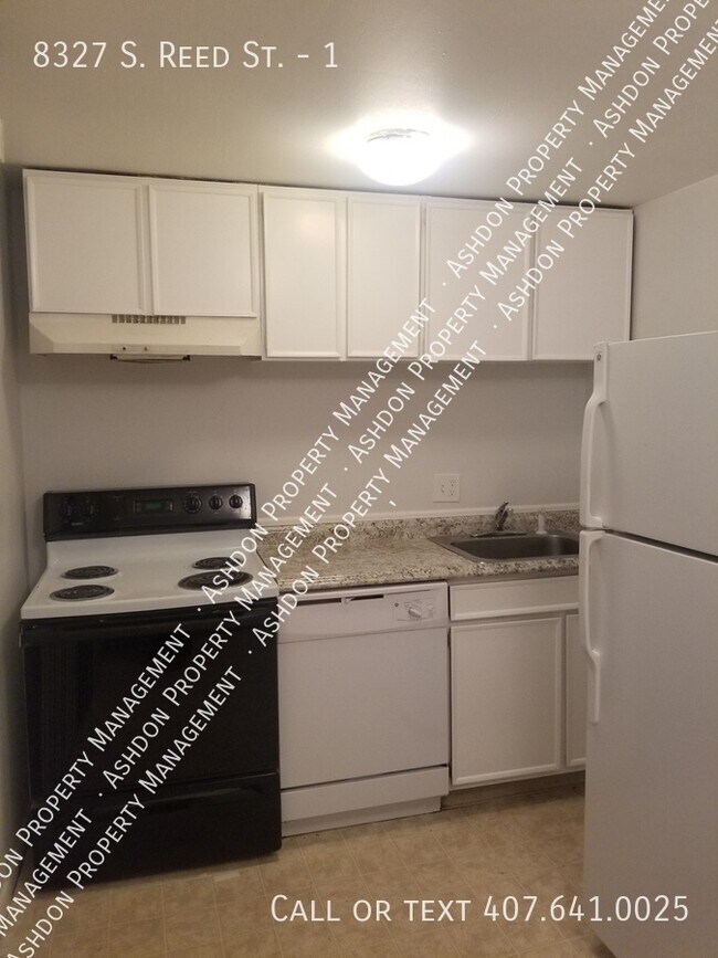 Building Photo - 8327 S Reed St