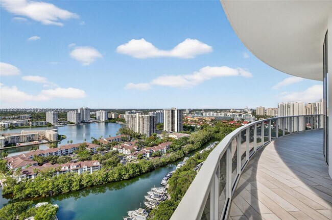 Building Photo - 4100 Island Blvd