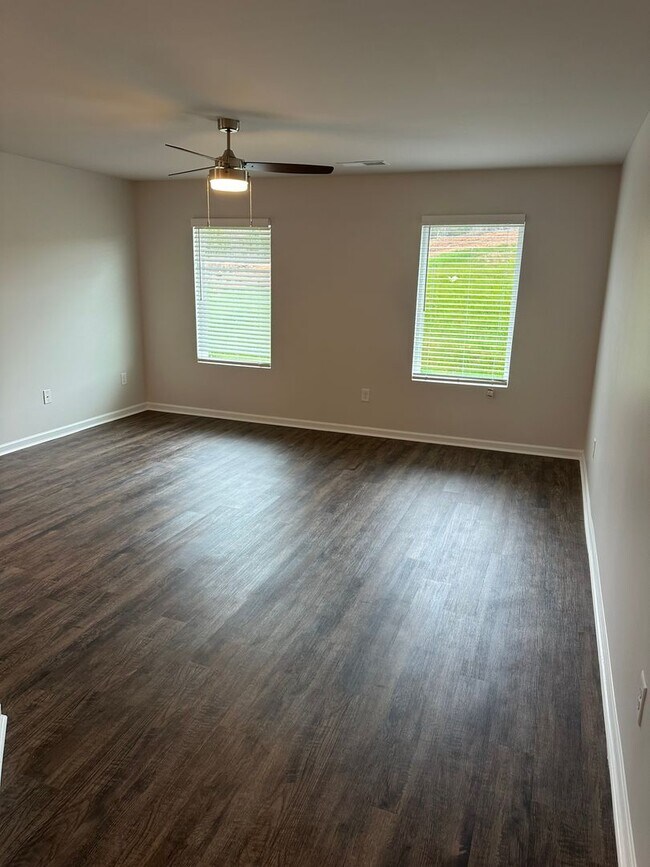 Building Photo - Coming Soon! Beautiful 3-Bedroom, 2-Bath Home in Deer Brook Crossing
