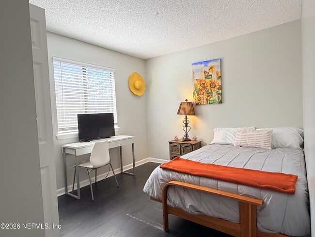 Building Photo - 7748 Pepper Cir E