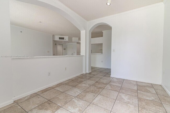 Building Photo - 17125 N Bay Rd