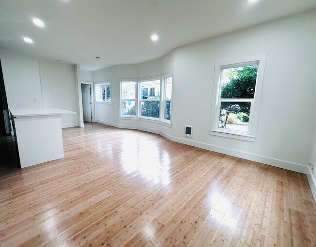 Building Photo - 1401 N 36th St