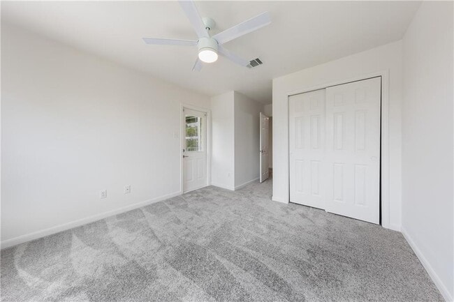 Building Photo - 8805 Mountain Shadows Cove