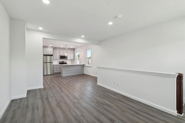 Primary Photo - 146 Nassau St