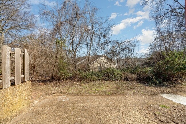 Building Photo - 5510 Country Dr