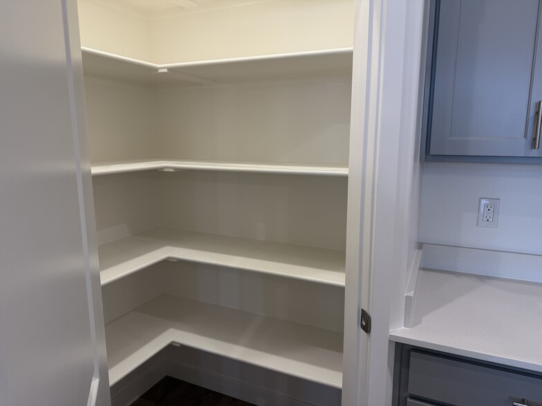 Building Photo - 1485 N 305 E