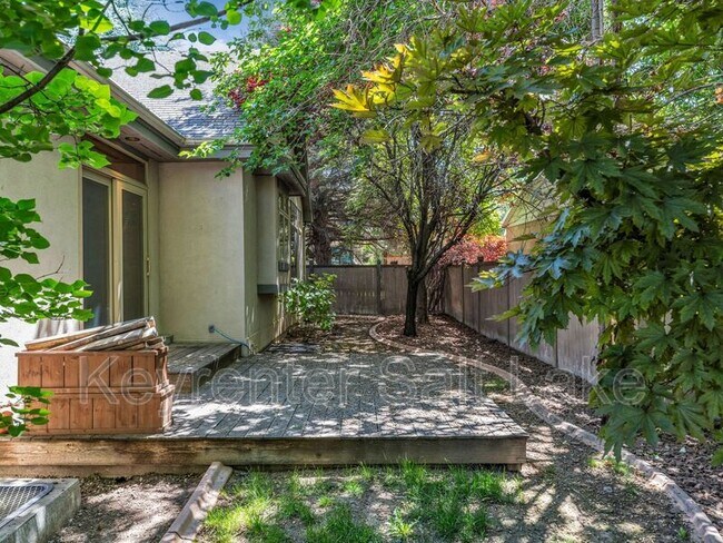 Building Photo - 2178 Netties Pl