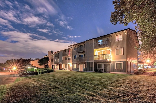 Building Photo - 5726 59th St Ct W