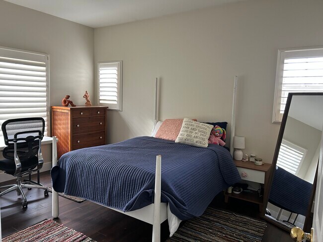 2nd Bedroom - 580 Fenwick Way