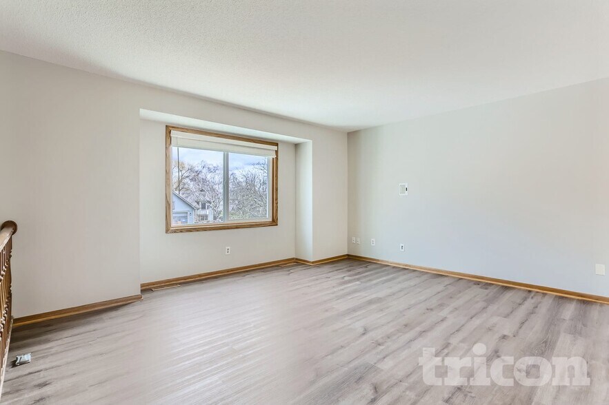 Building Photo - 7920 Grinnell Way