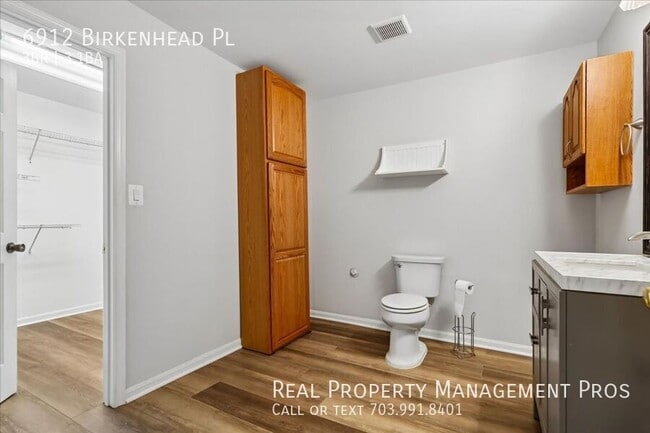 Building Photo - 6912 Birkenhead Pl