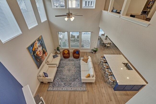 Building Photo - 15230 Tree Swallow Ct