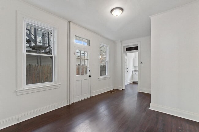 Building Photo - Spacious 4 Bedroom Home for Rent in York, PA!