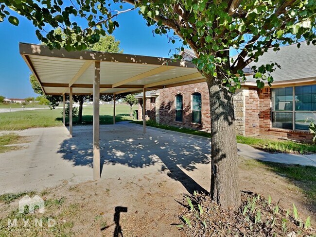 Building Photo - 111 Jolin Ln