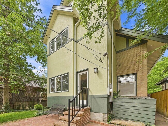 Building Photo - 640 Columbine St