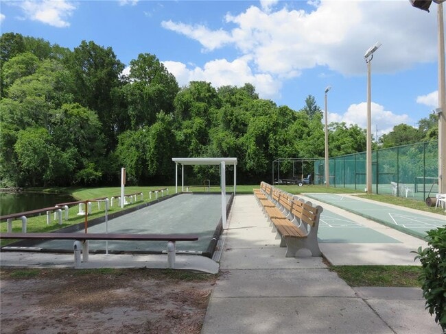 Building Photo - 4911 Sunnybrook Dr