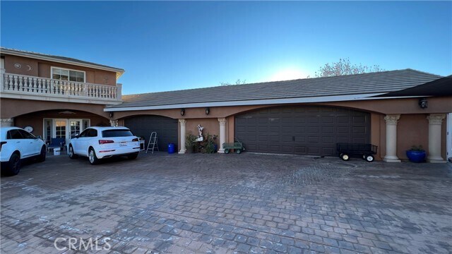 Building Photo - 17858 Sidwell St