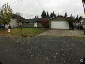 Building Photo - Updated 3 Bed/1.5 Bath Marysville Rambler ...