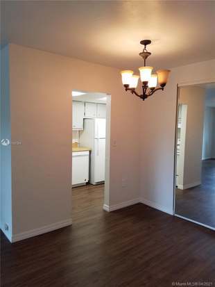 Building Photo - 7851 Miller Dr