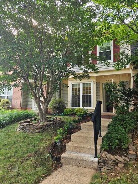 Building Photo - 6535 Cypress Point Rd