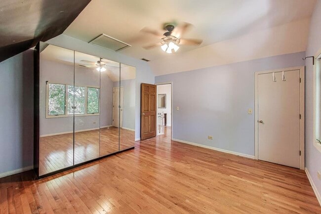 Building Photo - 135 E 55th St