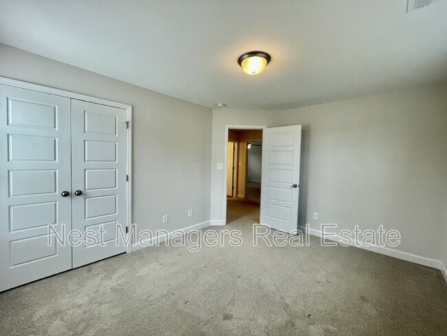 Building Photo - 1108 Mayfern Dr