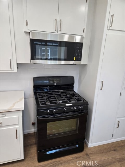 Building Photo - 14001 Dunrobin Ave