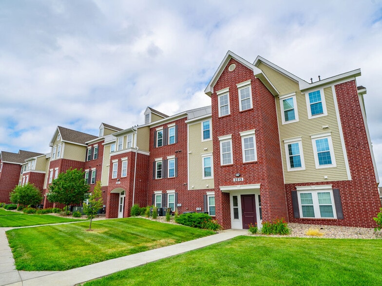 Lynbrook Apartments and Townhomes 19910 Lake Plz Elkhorn NE 68022