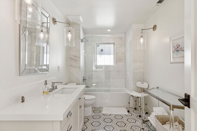 Building Photo - 760 Zinfandel Ln