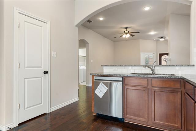 Building Photo - 3805 Weatherstone Dr