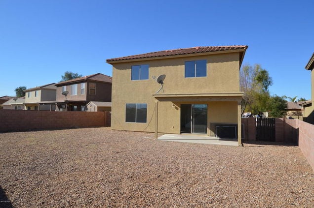 Building Photo - 2038 Silver Grass Pl