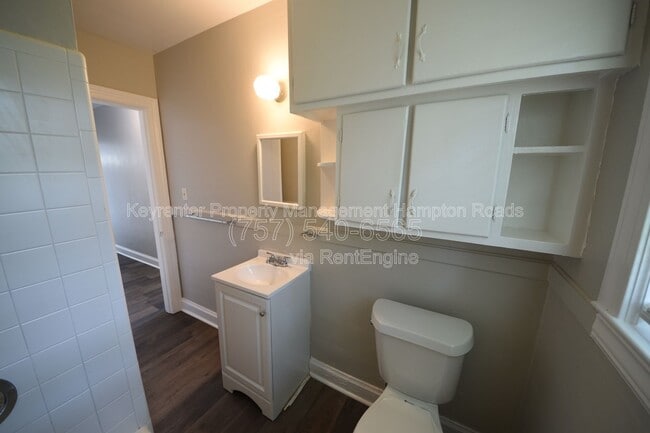 Building Photo - 101 Chesterfield Rd