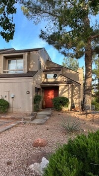 Building Photo - Furnished, 6-month minimum rental, Procure Only