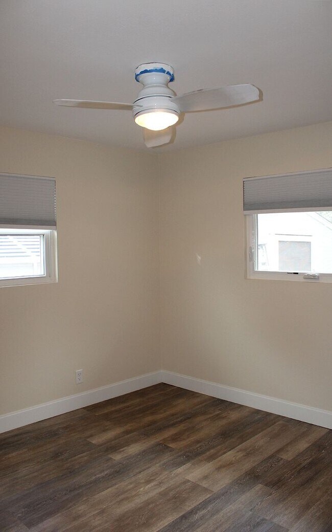 Building Photo - 407 Hill Ave