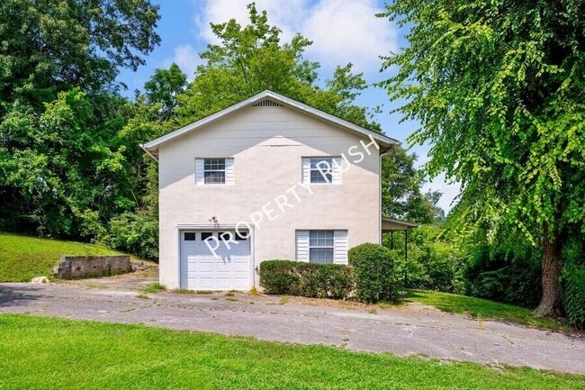 Building Photo - 424 Hedgewood Dr