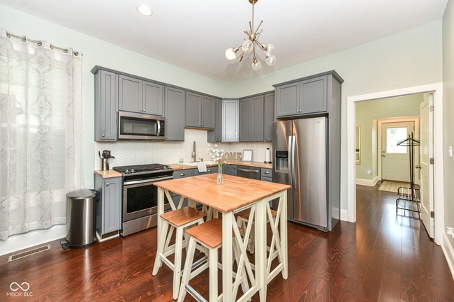 Building Photo - 1244 S Talbott St