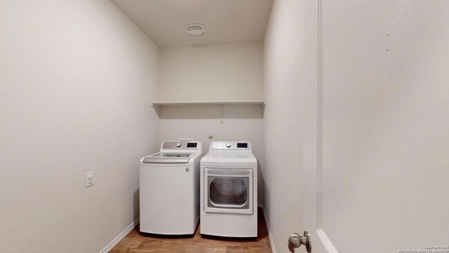 Building Photo - 2920 Panther Spg