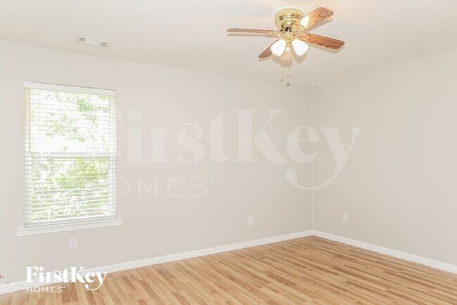 Building Photo - 4673 Beau Point Ct SW