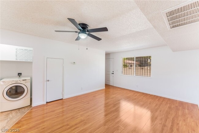 Building Photo - 1406 N Jones Blvd