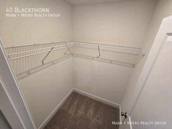 Building Photo - 40 Blackthorn-