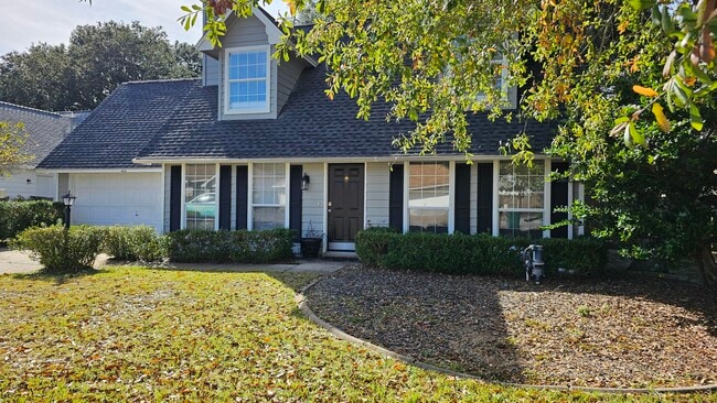 Building Photo - 406 Parkwood Pl